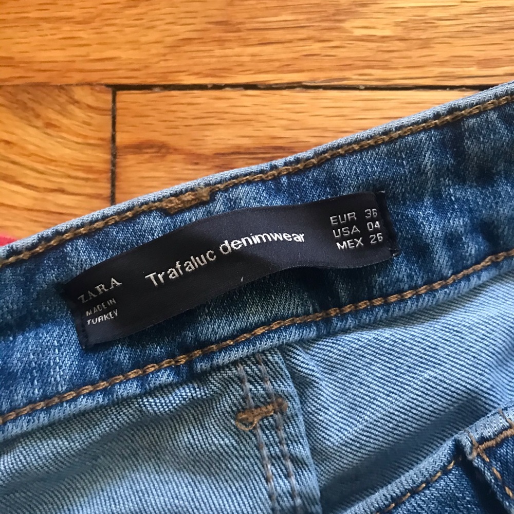 Zara jeans with flower embroidery